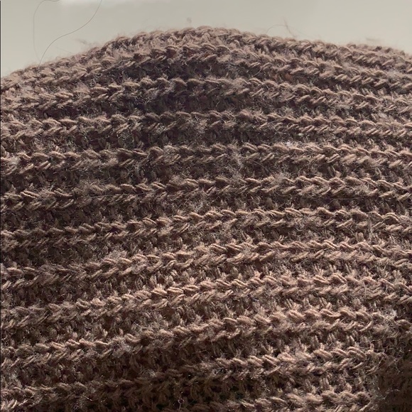 🌸 2/$20 American Eagle knit sweater - Picture 5 of 5